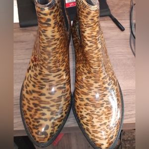 Leopard booties